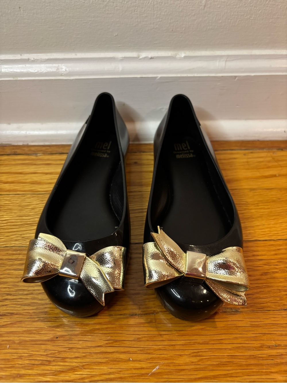 Mini Melissa black with golden bow ballerina flats girls size 12